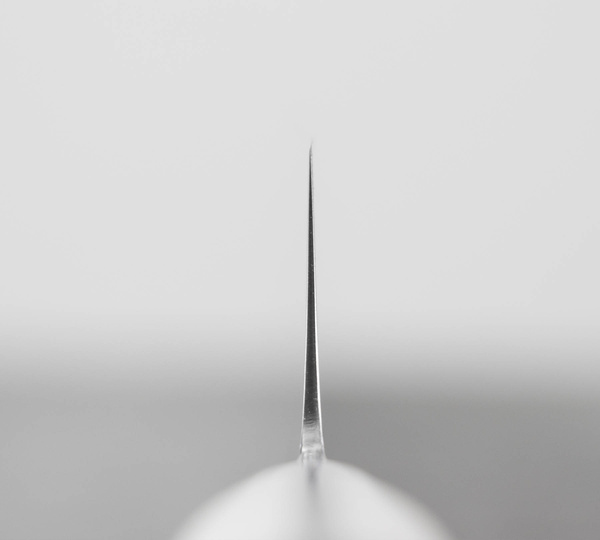 Mcusta Zanmai Classic Damacus VG-10 Corian Nóż Sujihiki 24 cm