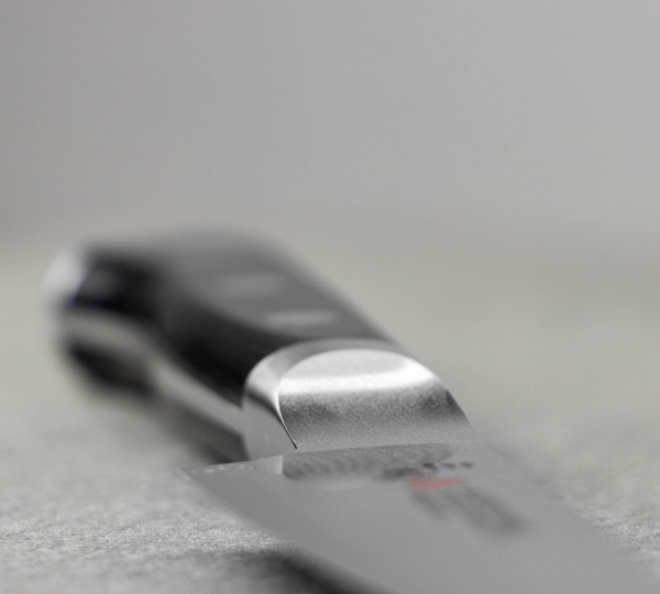 Mcusta Zanmai Classic Damacus VG-10 Nóż uniwersalny 11 cm